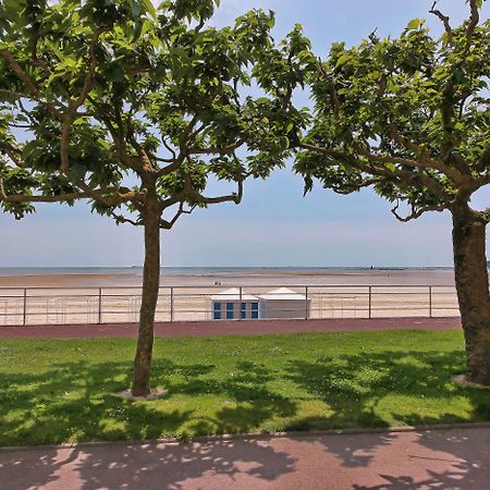 Hotel Mercure La Baule Majestic Esterno foto